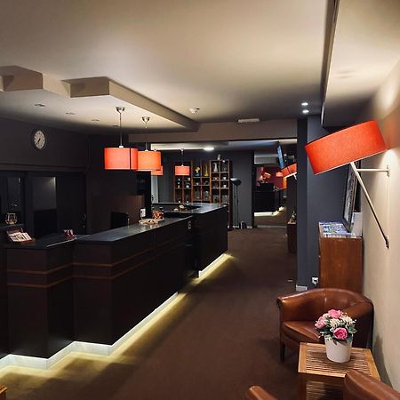 Hotel Bornem Luaran gambar