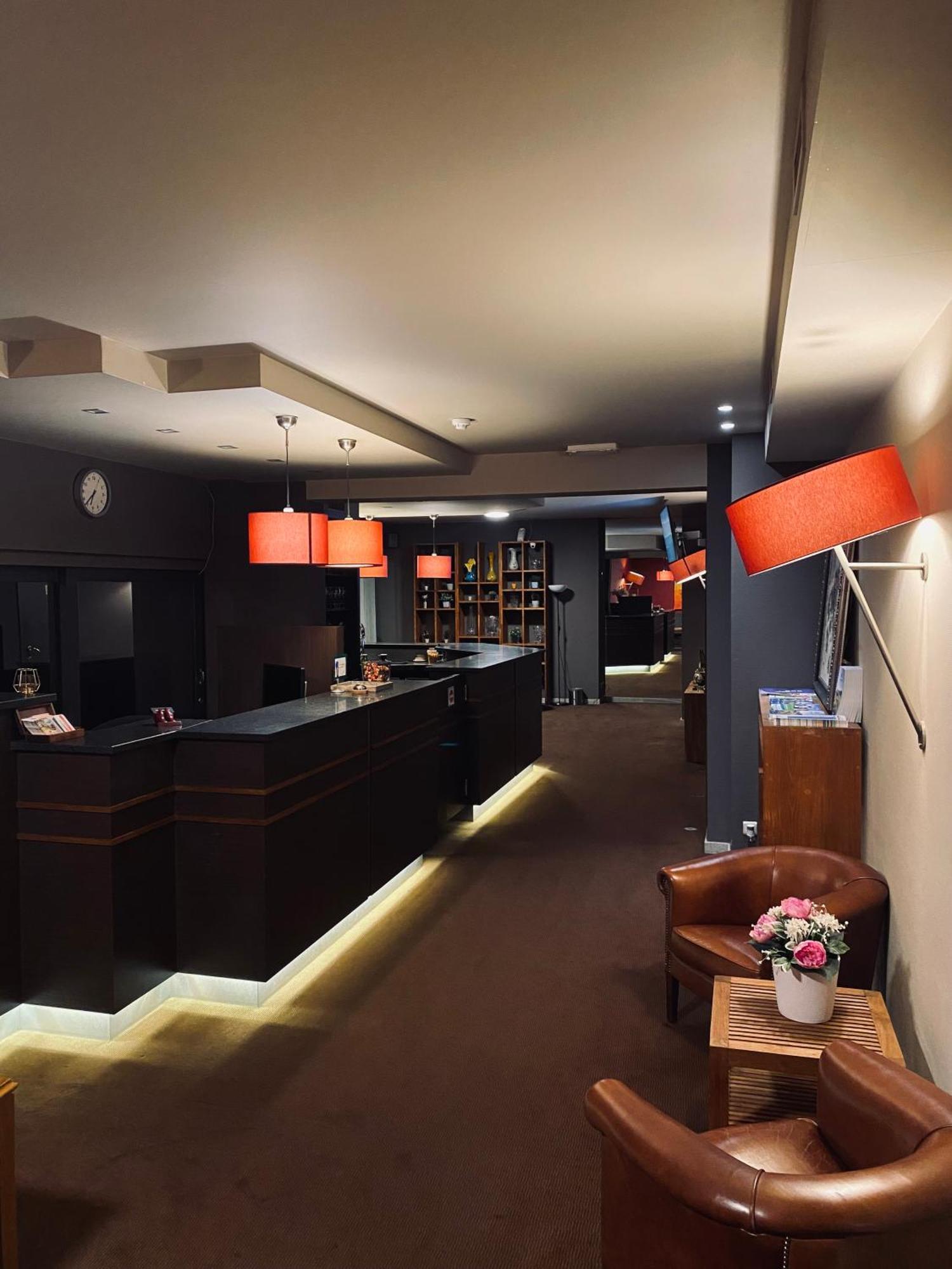 Hotel Bornem Luaran gambar