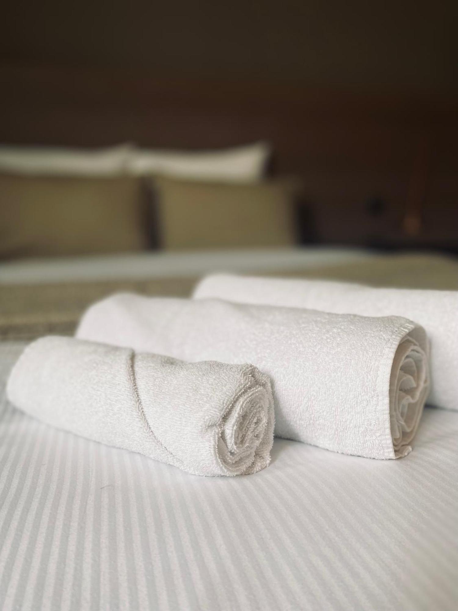 Hotel Bornem Luaran gambar