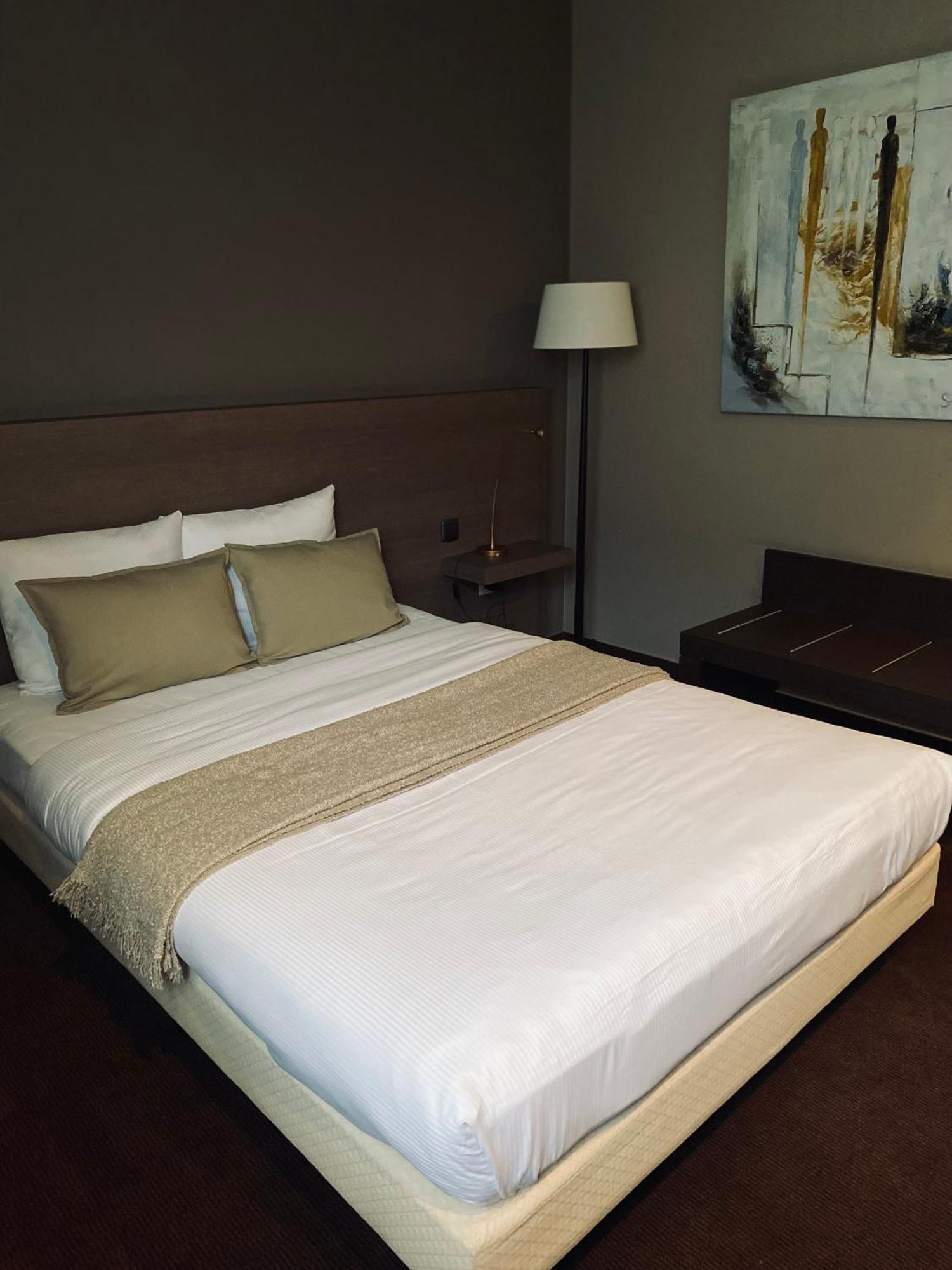 Hotel Bornem Luaran gambar